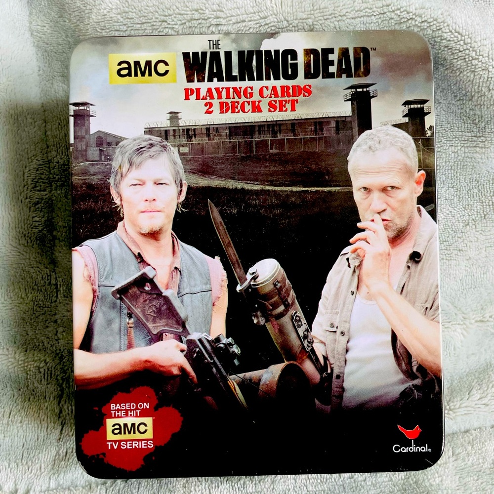 New AMC Walking Dead (2) Set Playing Cards